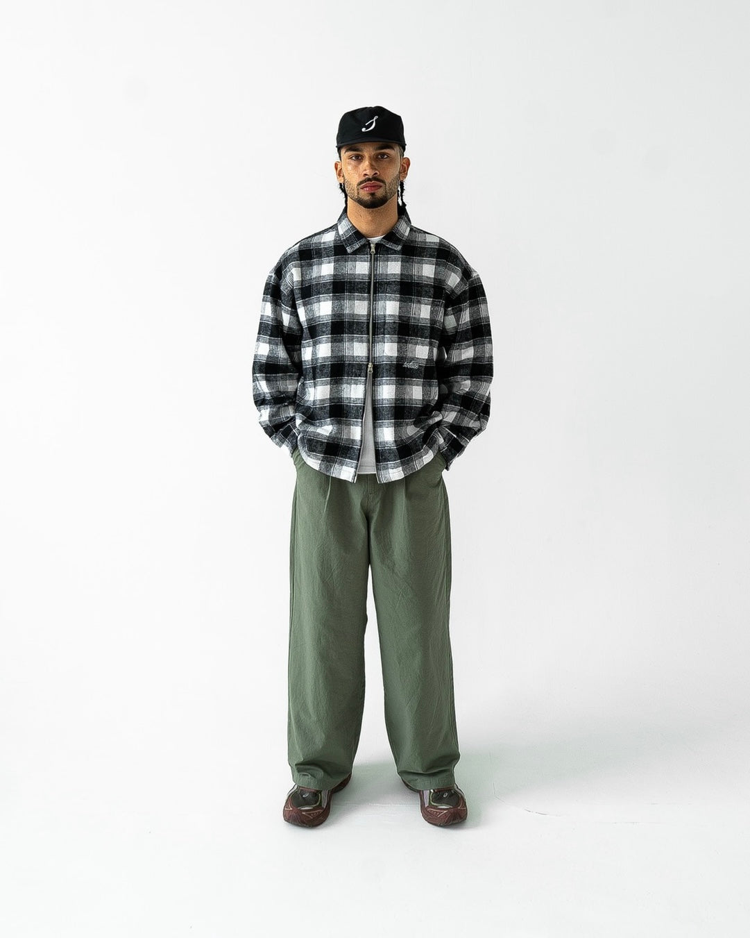 Oversized Boxy Check Flannel Zip Overshirt - Black/Ivory