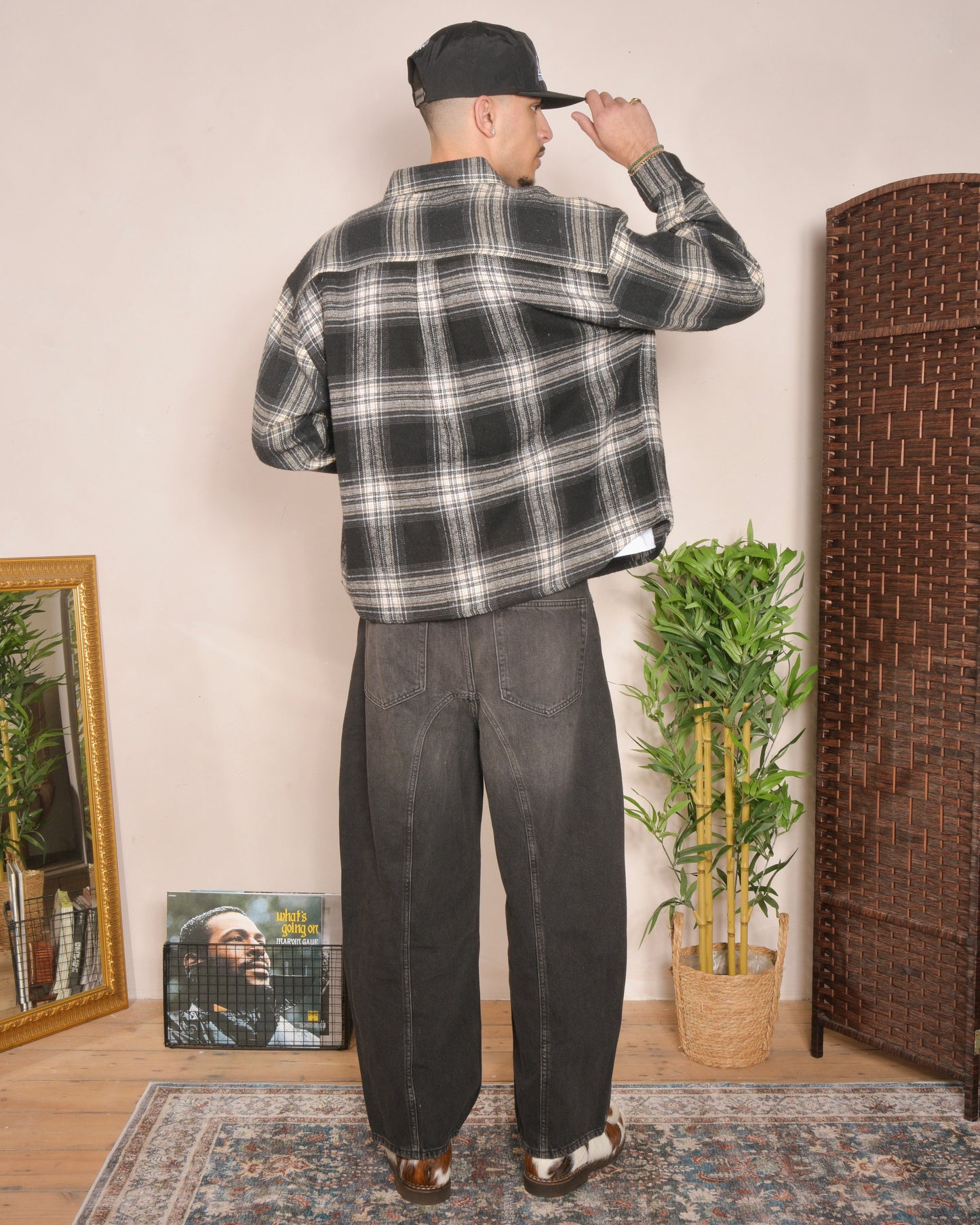 Oversized Boxy Twin Pocket Check Shirt - Balsamic Black/Butter Beige