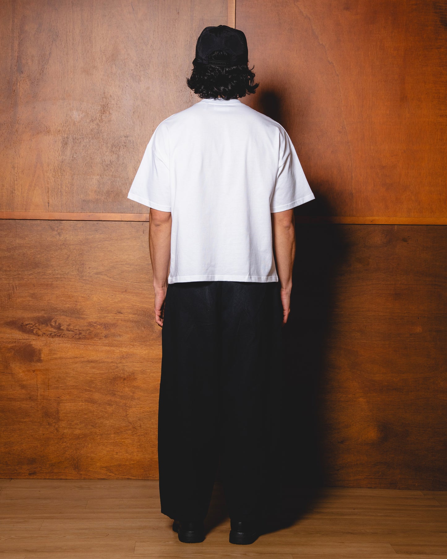 "In Arms" Graphic Logo T-Shirt - Ivory/Carbon Black