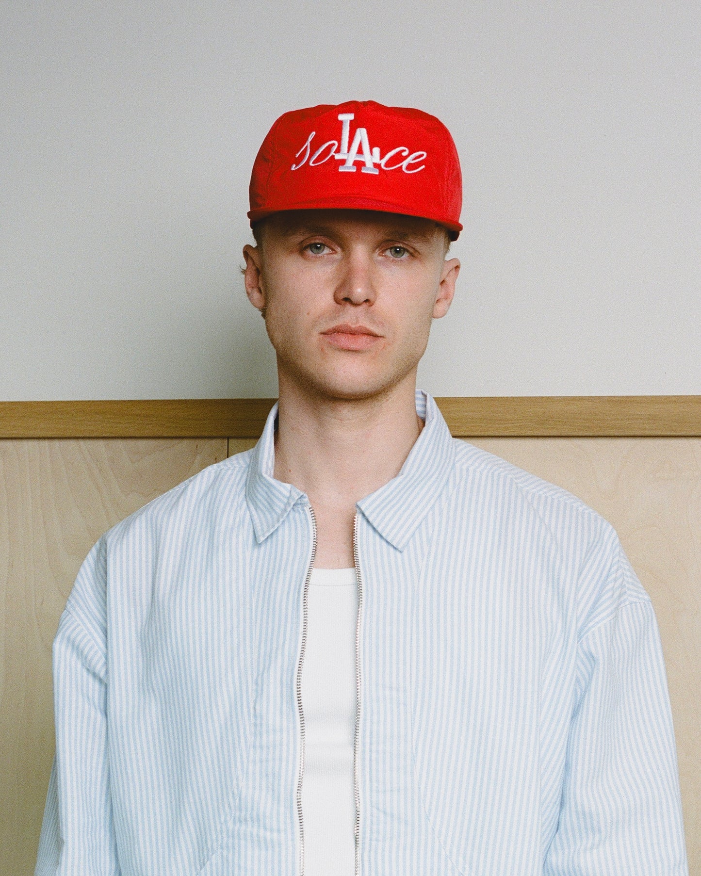 soLAce 5 Panel Baseball Cap - Rose Red/Ivory