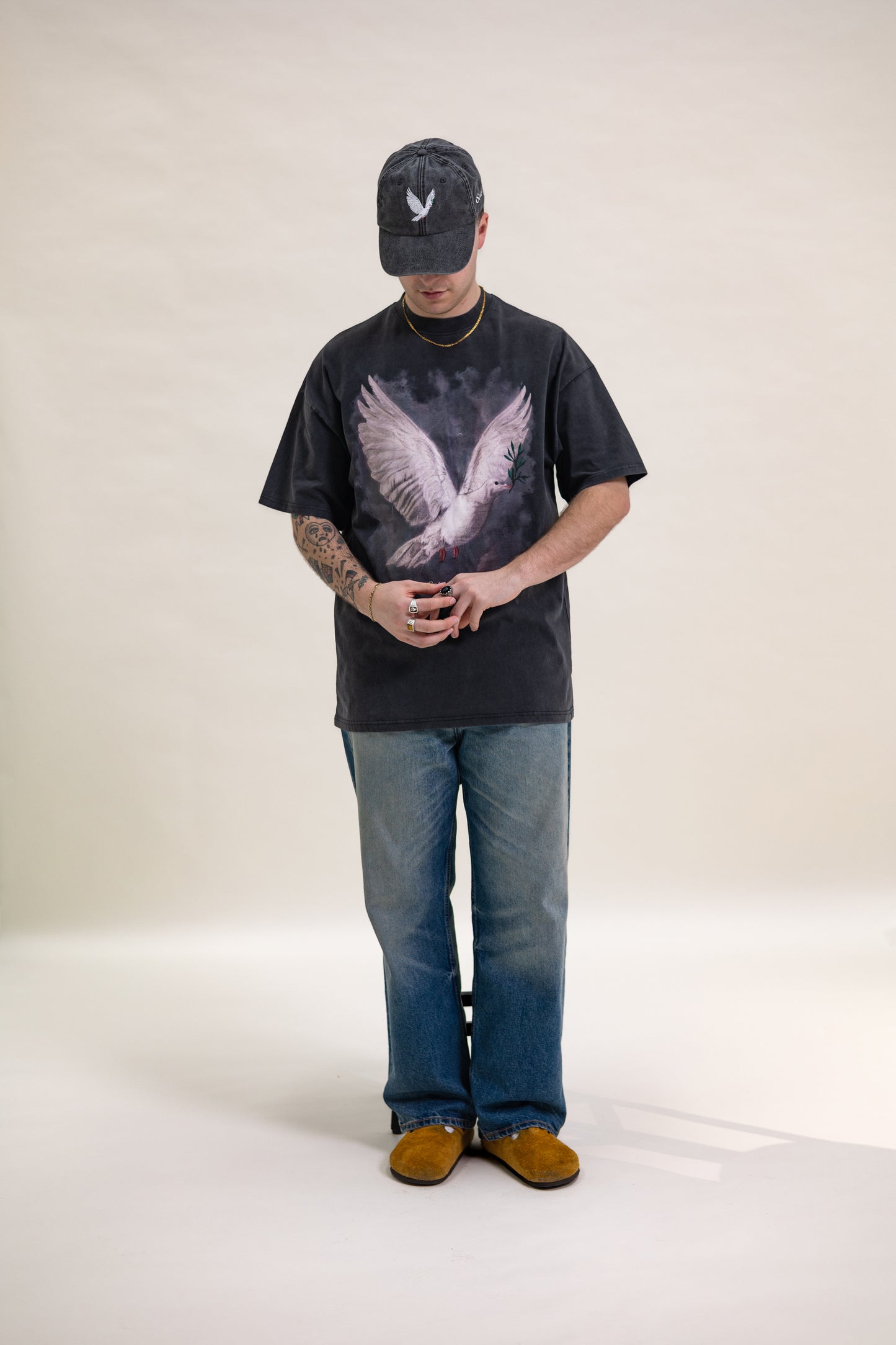 Heavyweight Oversized Peace Dove T-Shirt - Washed Black/Ivory